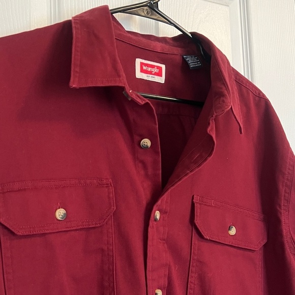 Wrangler Men's Long Sleeve Epic Soft Woven Western Shirt Dark Red Size XL - Picture 3 of 11
